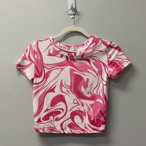 Sassy Pickins, Pink and White Crop-Too Shirt. SIZE LARGE.